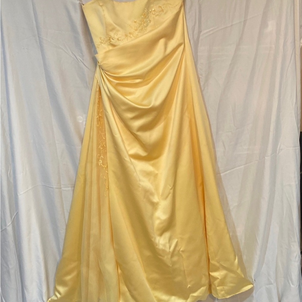 Yellow bridesmaids dress